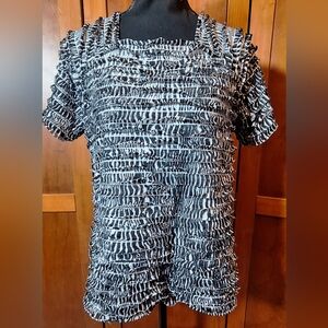 🐼TAN JAY blouse. Size S